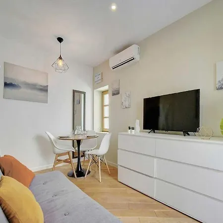 Apartment Lovely Renovated Terrace - Mobility Lease Cannes