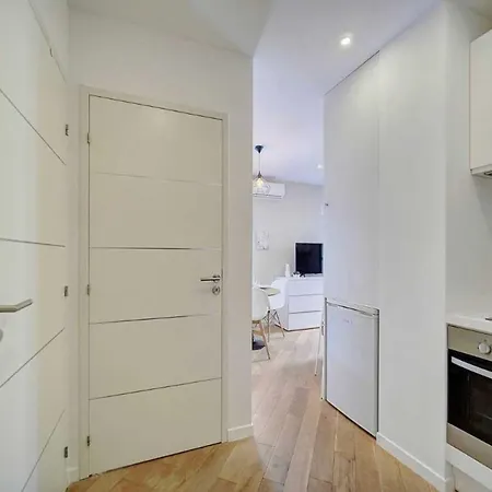 Lovely Renovated Terrace - Mobility Lease Канны